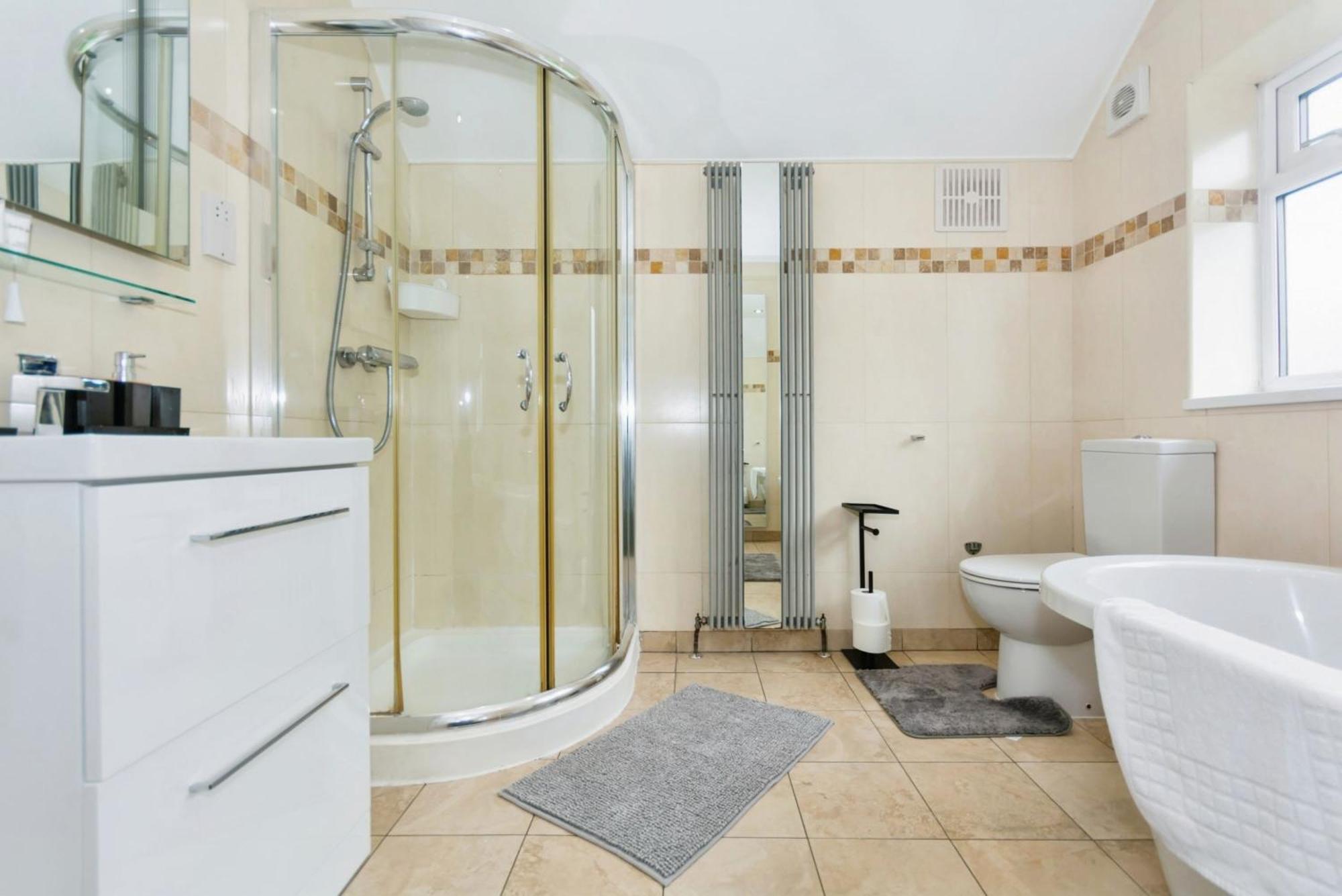 Modern 3 Bed Home - Solihull Centre Экстерьер фото