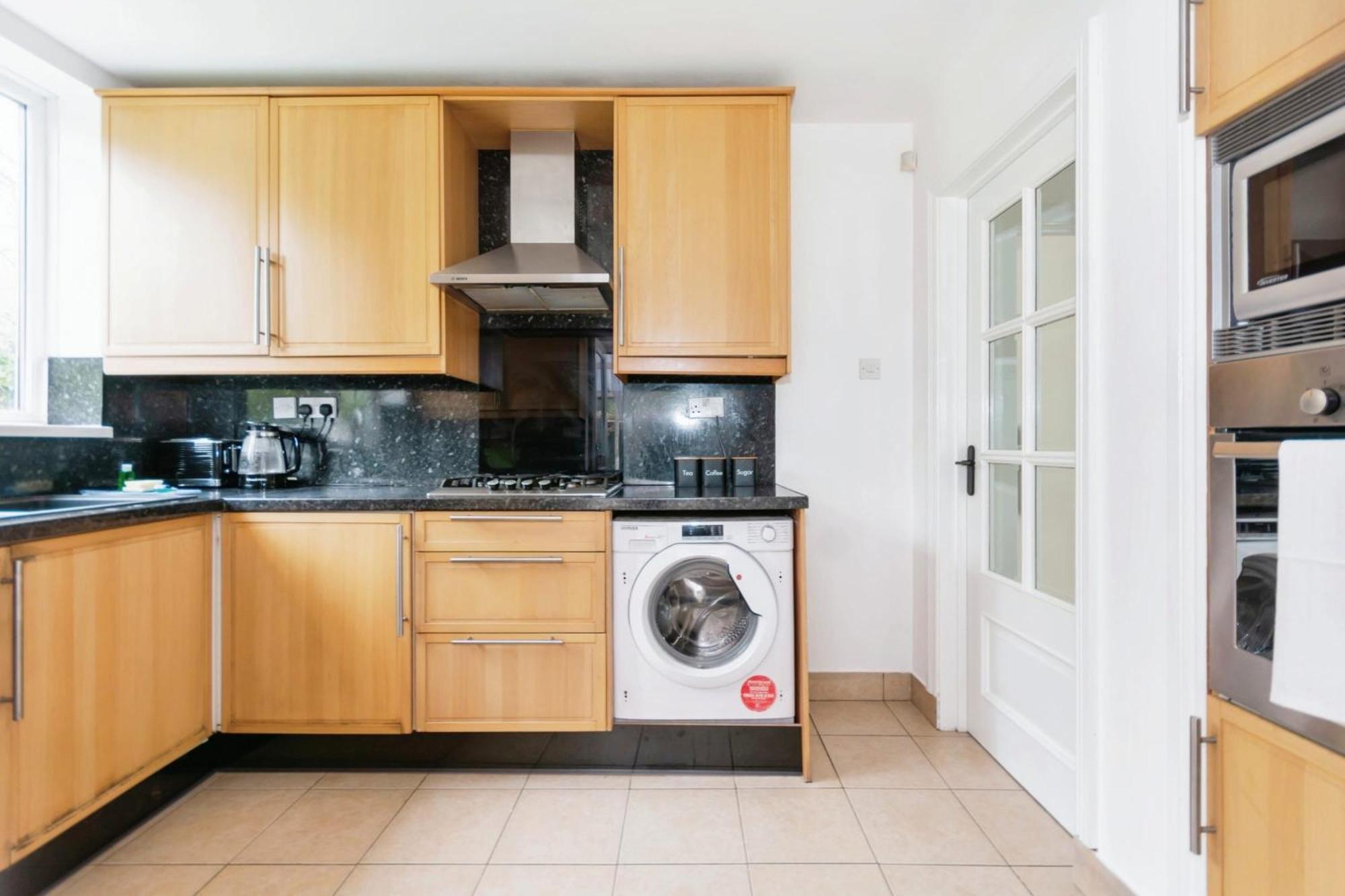 Modern 3 Bed Home - Solihull Centre Экстерьер фото
